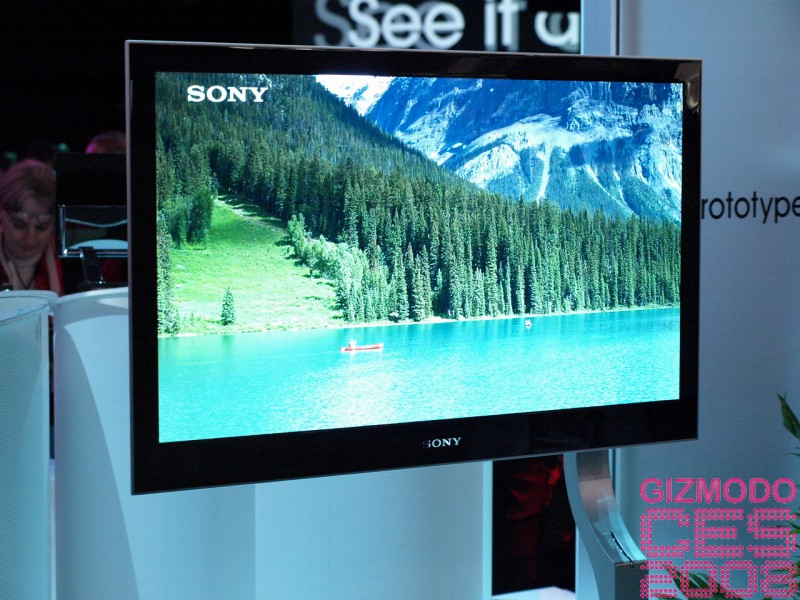 Illustration for article titled Sony 27-inch OLED Prototype Gallery